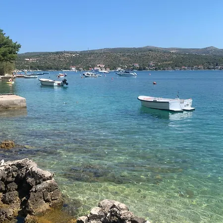 1 Bedroom Flat 200m From The Sea * Rogoznica (Sibenik-Knin)